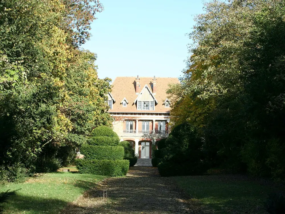 Aubergenville (78410)